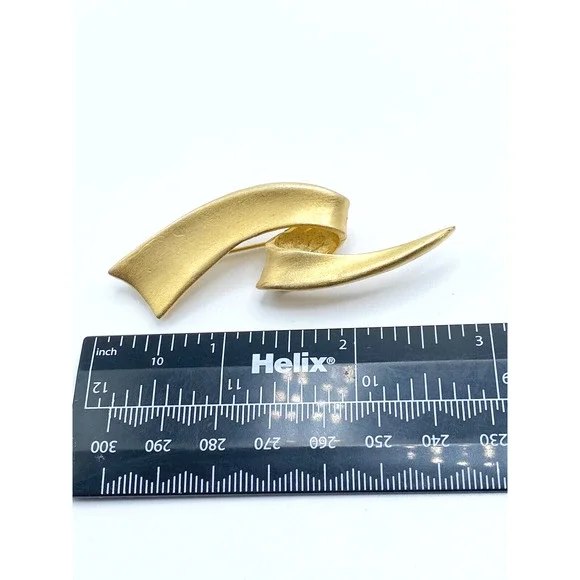 Vintage Matte Gold Tone Abstract Brooch Pin Banner Modern Bold 80s Retro 3" - Picture 4 of 4